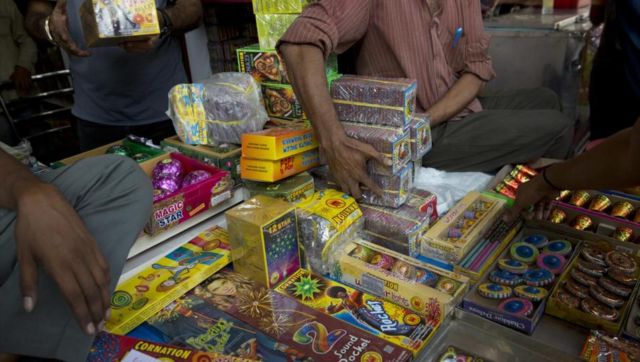 Are India’s Diwali fireworks choking Pakistan? – Firstpost