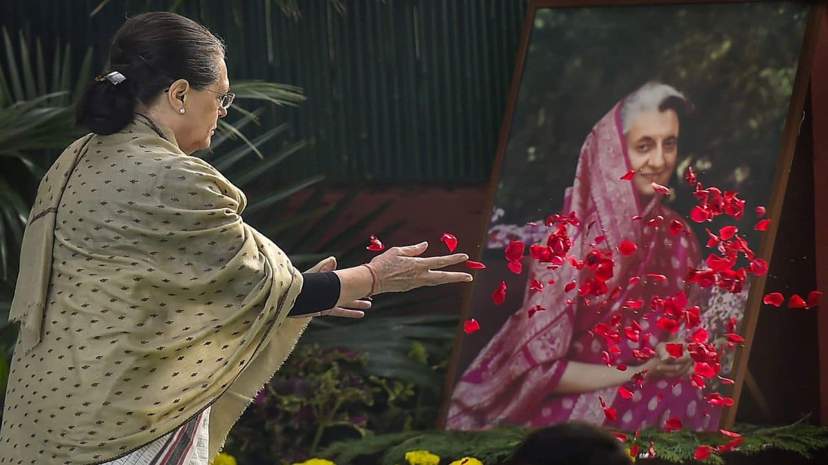 Indira Gandhi Assassinated by Bodyguards on This Day in 1984