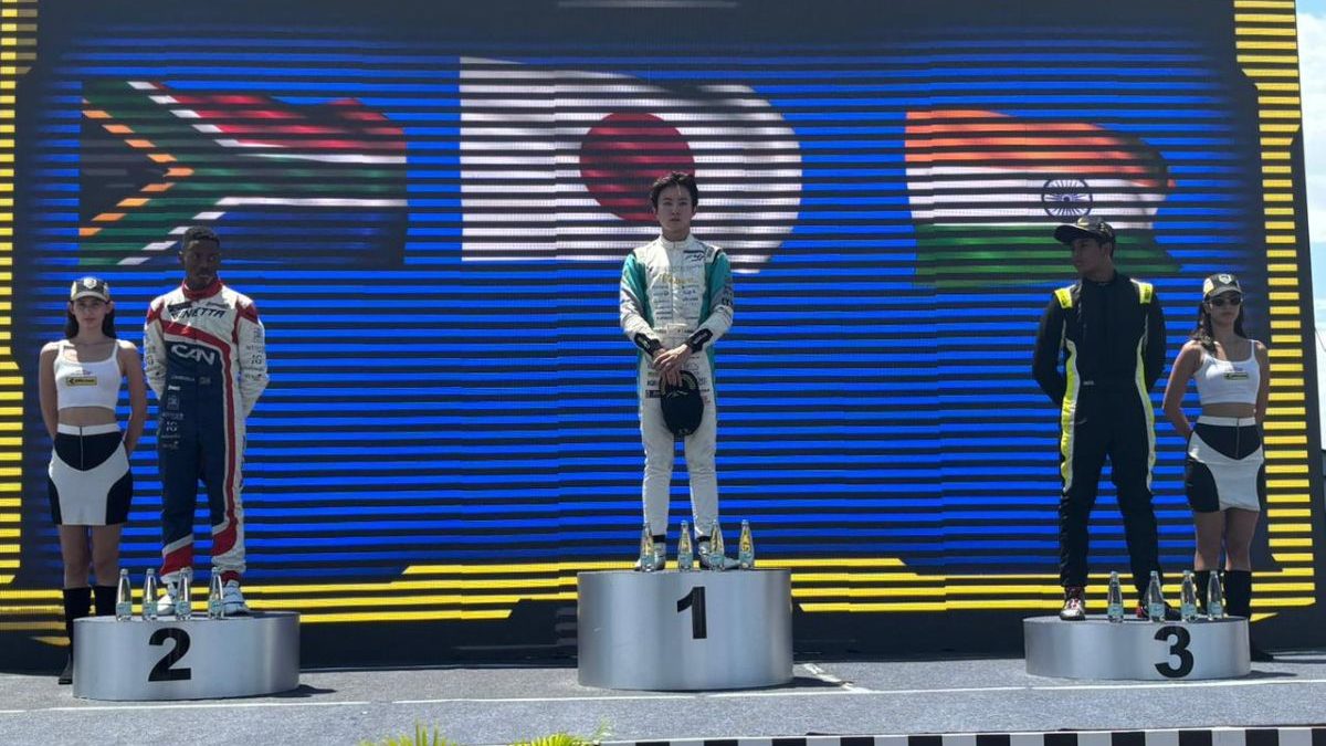 Itsuki Sato snatched a luck win after leaders collided in the final lap. Image: Vishal Tiwari/FP Itsuki Sato snatched a luck win after leaders collided in the final lap. Image: Vishal Tiwari/FP