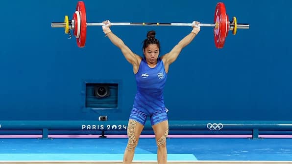 Mirabai Chanu wins silver at World Weightlifting Championships 2025 in 48kg category