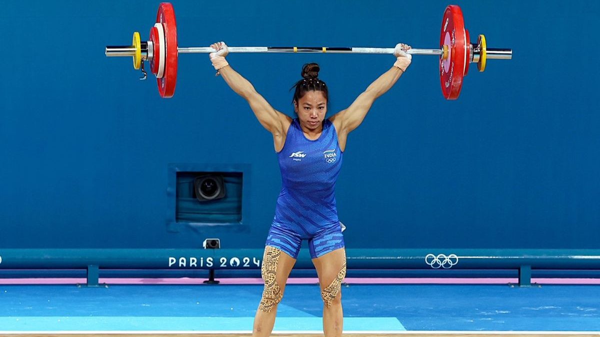 Mirabai Chanu wins silver at World Weightlifting Championships 2025 in 48kg category Mirabai Chanu wins silver at World Weightlifting Championships 2025 in 48kg category
