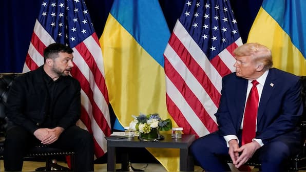Trump pushes Ukraine to accept peace plan ahead of Nov 27 deadline, Zelenskyy calls it 'tough choice'
