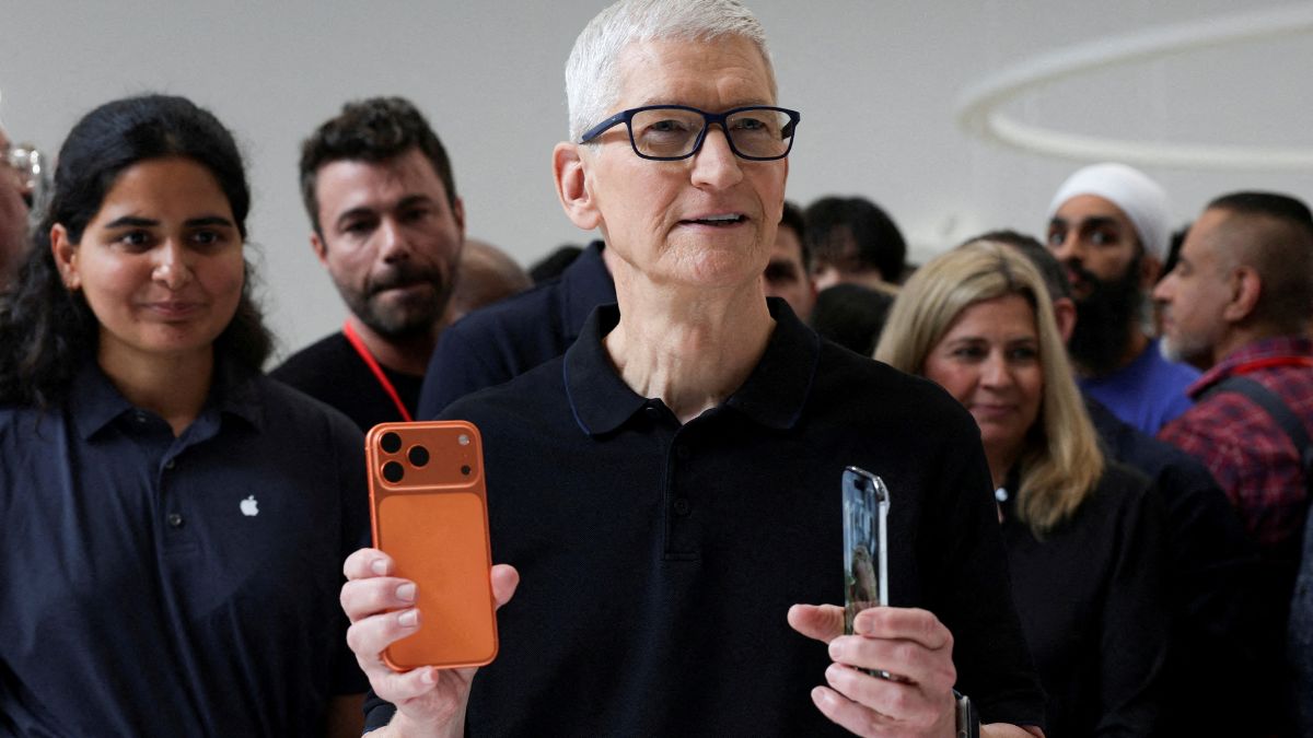 Apple CEO Tim Cook could step down next year. File Photo/Reuters Apple CEO Tim Cook could step down next year. File Photo/Reuters