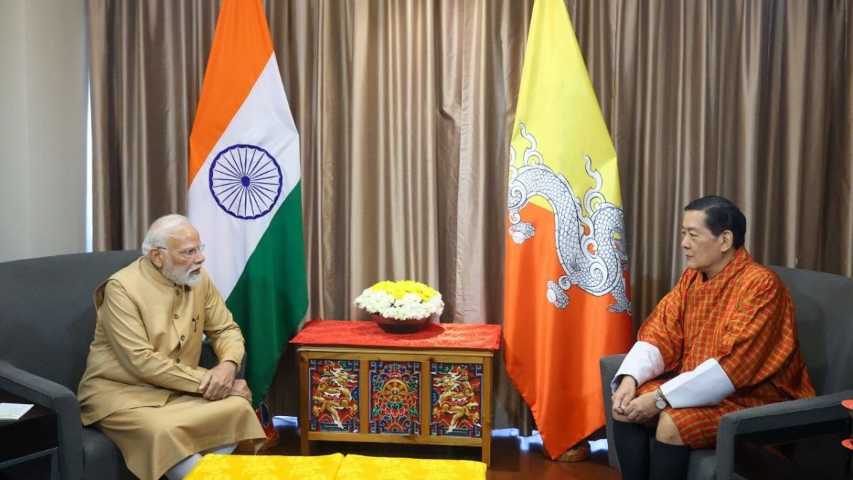 PM Modi meets former Bhutan Monarch, lauds his contribution towards India-Bhutan ties PM Modi meets former Bhutan Monarch, lauds his contribution towards India-Bhutan ties