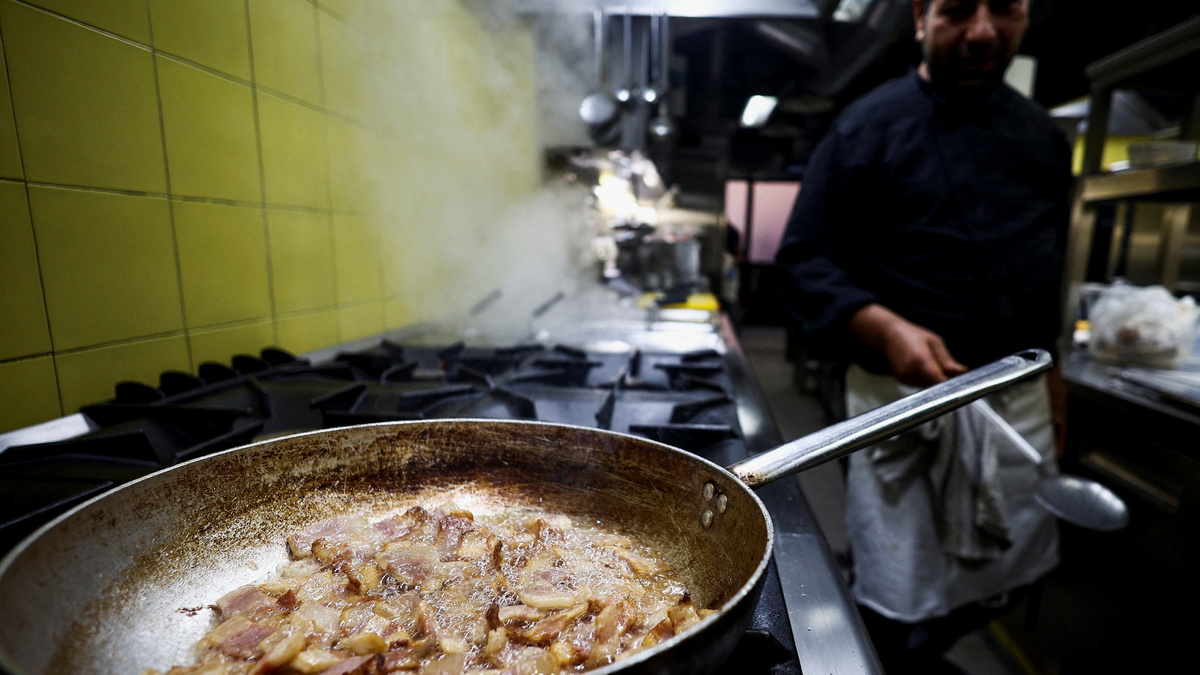 A cook prepares pasta Carbonara at "La Carbonara" restaurant in Campo de' Fiori in Rome.Carbonara. The famed dish comprises Italian pasta, pork, cheese, egg yolks and black pepper. Reuters A cook prepares pasta Carbonara at "La Carbonara" restaurant in Campo de' Fiori in Rome.Carbonara. The famed dish comprises Italian pasta, pork, cheese, egg yolks and black pepper. Reuters