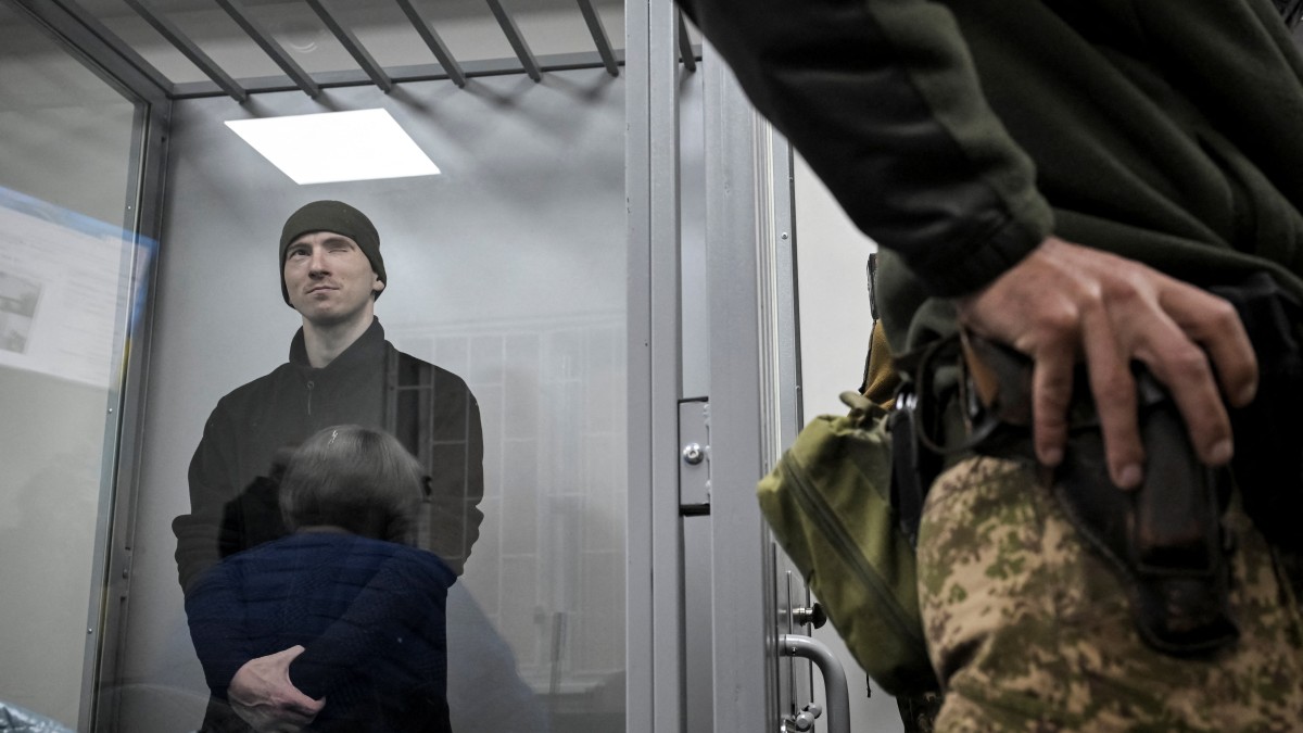 Ukraine sentences Russian soldier for life for killing PoW in landmark judgement Ukraine sentences Russian soldier for life for killing PoW in landmark judgement
