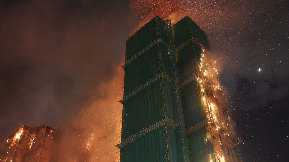 Hong Kong fire: Why bamboo scaffolding, now under scrutiny, was used during renovation Hong Kong fire: Why bamboo scaffolding, now under scrutiny, was used during renovation