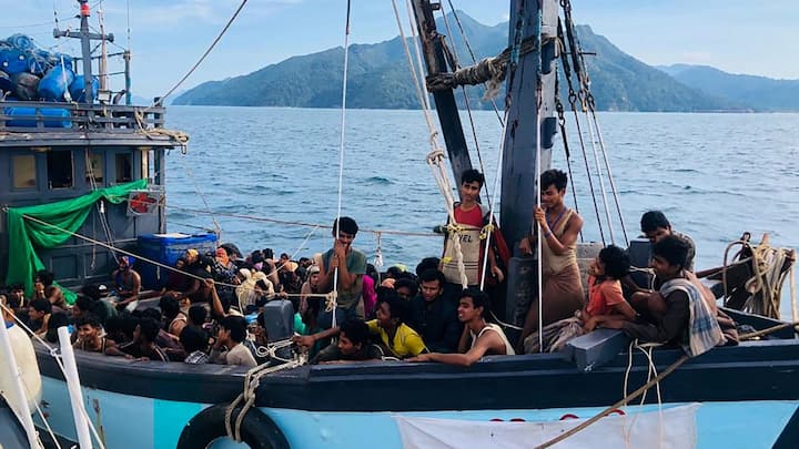 One dead, six rescued, dozens missing after migrant boat sinks near Malaysian-Thai border One dead, six rescued, dozens missing after migrant boat sinks near Malaysian-Thai border