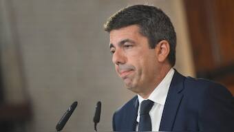 President of Valencia's Region Carlos Mazon gives a press conference as he announces his resignation at Valencia's Palau de la Generalitat on November 3, 2025. 