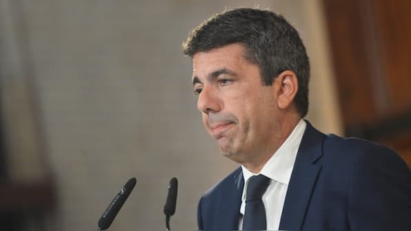 Valencia President Carlos Mazón steps down after mismanagement of deadly floods