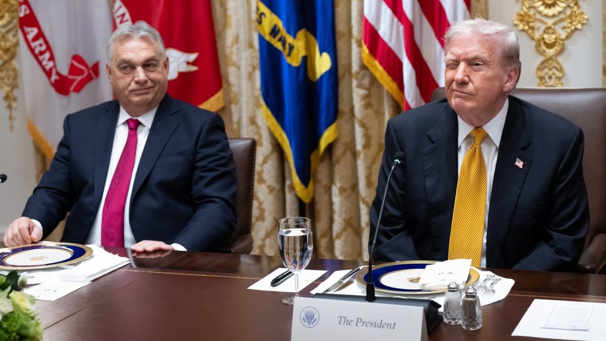 US President Donald Trump winks alongside Hungarian Prime Minister Viktor Orban during a meeting in the Cabinet Room of the White House in Washington, DC, November 7, 2025. (Photo by SAUL LOEB / AFP) US President Donald Trump winks alongside Hungarian Prime Minister Viktor Orban during a meeting in the Cabinet Room of the White House in Washington, DC, November 7, 2025. (Photo by SAUL LOEB / AFP)