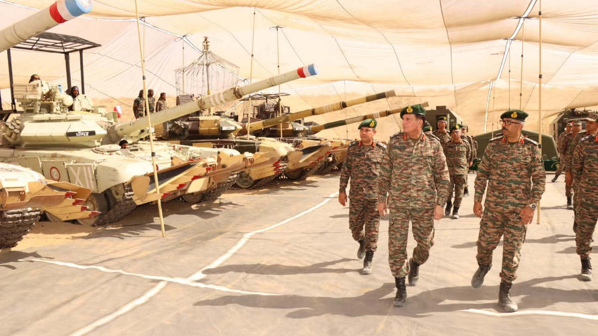 The Indian Army recently conducted the 'Akhand Prahar' military exercise in the Thar desert. Image courtesy: PIB The Indian Army recently conducted the 'Akhand Prahar' military exercise in the Thar desert. Image courtesy: PIB