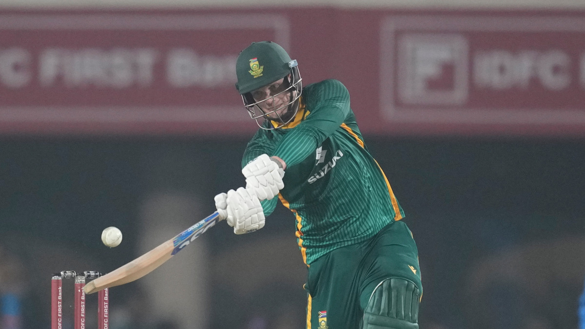 India vs South Africa Live Score 1st ODI at Ranchi: Bosch stands between India and victory in Ranchi India vs South Africa Live Score 1st ODI at Ranchi: Bosch stands between India and victory in Ranchi