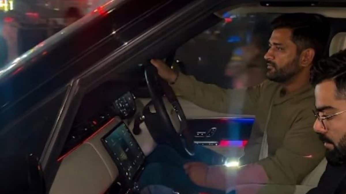 MS Dhoni drops Virat Kohli Team India hotel after reunion at his Ranchi residence with Rishabh Pant and Ruturaj Gaikwad