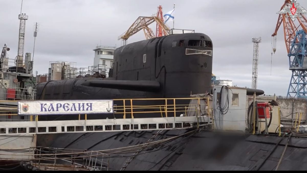 A Russian submarine being launched in Rusia in a screengrab. (Photo: Ministry of Defence, Russia) A Russian submarine being launched in Rusia in a screengrab. (Photo: Ministry of Defence, Russia)