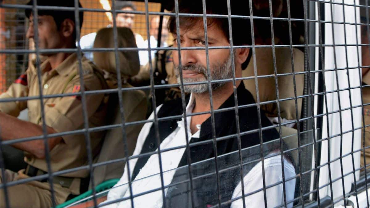Yasin Malik was the 'main shooter' in 1990 IAF killings: Key witness tells Tada court