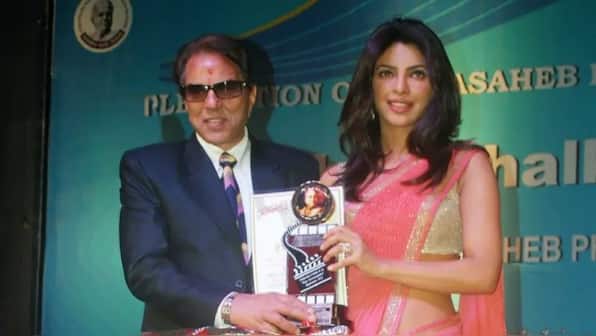 'Varanasi' actress Priyanka Chopra shares emotional note for veteran actor Dharmendra: 'Him and his family made me feel welcome in the industry when...'