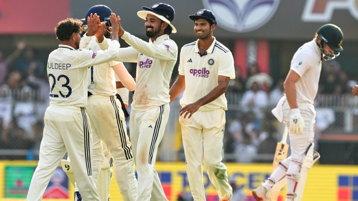 India vs South Africa Live Score, 2nd Test Day 1: Kuldeep foxes Mulder, Proteas lose their fifth wicket India vs South Africa Live Score, 2nd Test Day 1: Kuldeep foxes Mulder, Proteas lose their fifth wicket