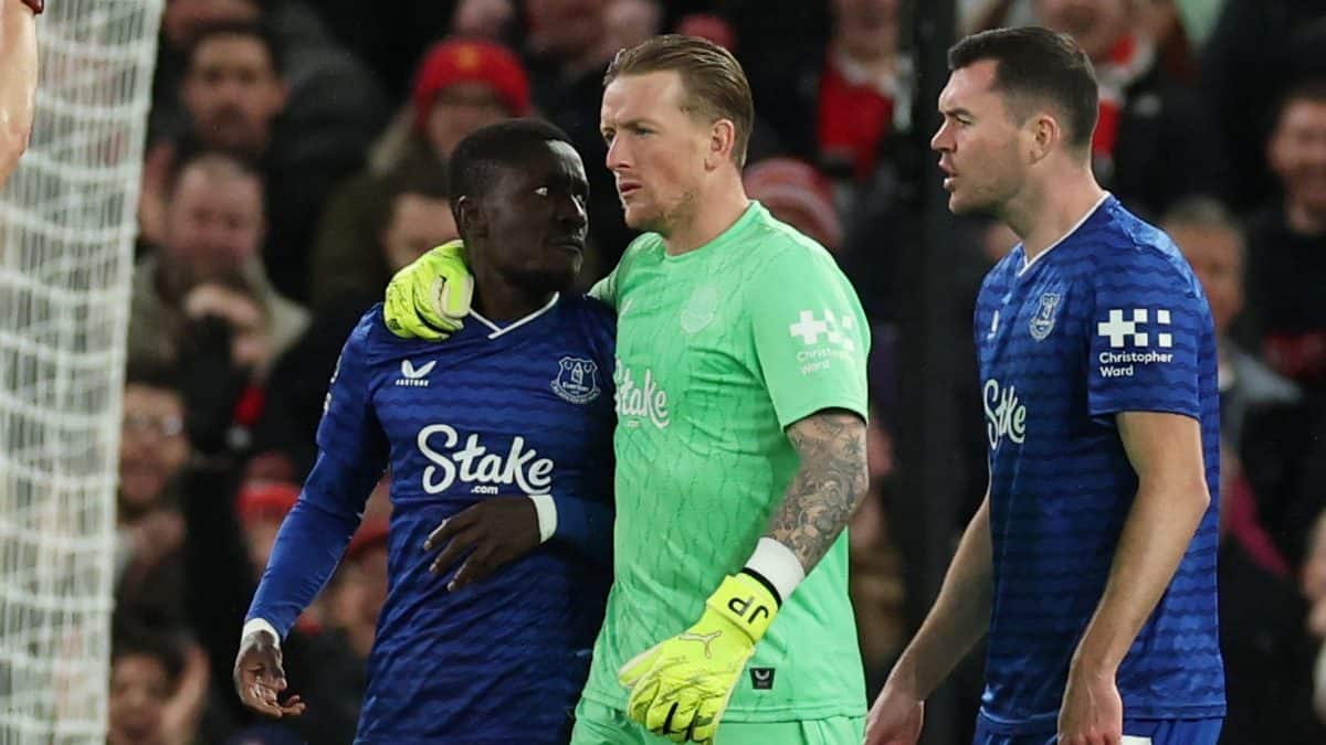 Teammate clash explodes as Gueye hits Keane in Everton’s fiery win against Man United