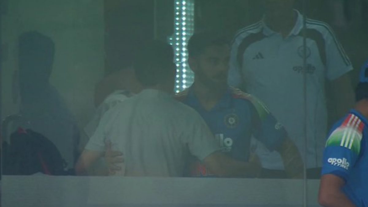 Virat Kohli shares hug with Gautam Gambhir in dressing room after 52nd century Virat Kohli shares hug with Gautam Gambhir in dressing room after 52nd century