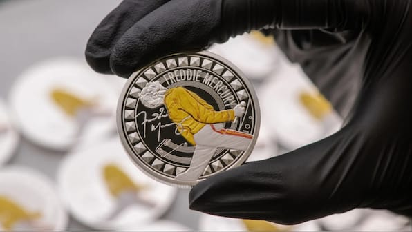 New coin honors Freddie Mercury and his 4-octave range
