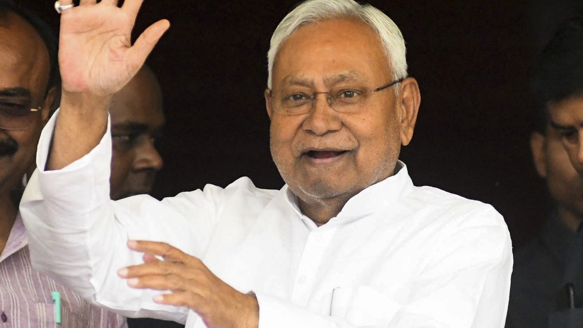 Breaking News Live Updates: Nitish Kumar to be sworn in as Bihar CM for record 10th time Breaking News Live Updates: Nitish Kumar to be sworn in as Bihar CM for record 10th time