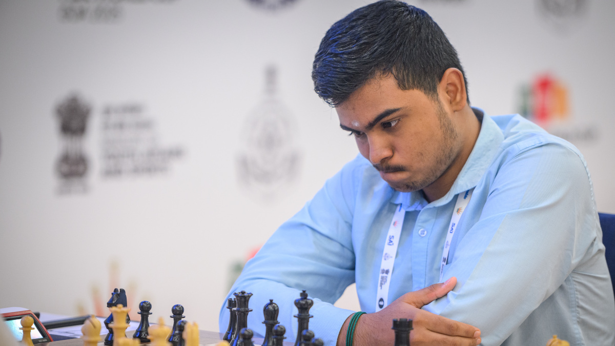 인도의 Pranesh M이 스릴 넘치는 대결에서 Magnus Carlsen을 꺾고 ‘소위 화요일’이라는 최신 도서를 획득했습니다. 인도의 Pranesh M이 스릴 넘치는 대결에서 Magnus Carlsen을 꺾고 ‘소위 화요일’이라는 최신 도서를 획득했습니다.