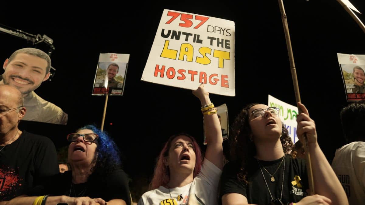 Israel says returned body 'not linked' to either of last two hostages