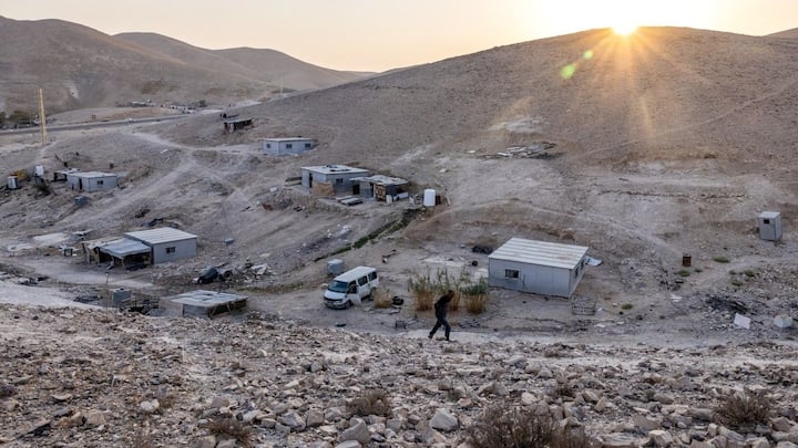 Four foreign nationals hospitalised after being robbed, attacked by settlers in West Bank