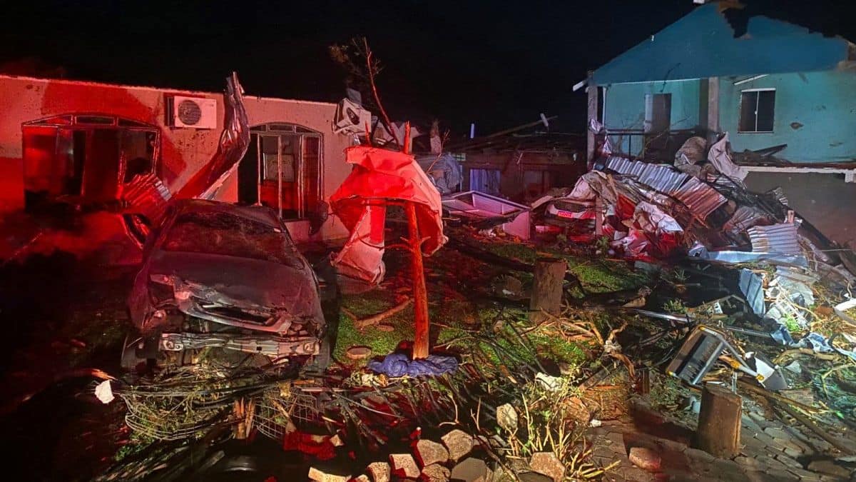 Six dead, over 400 injured as powerful tornado devastates southern Brazil town
