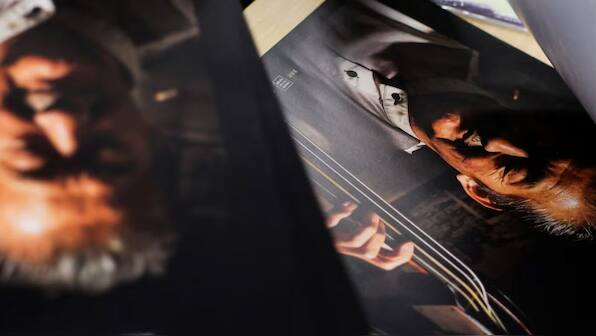 China cracks down on Japanese musician, plain clothes police scrap concert