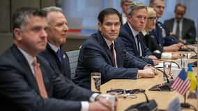 Europe pushes back on US peace plan for Ukraine with higher army cap and Nato-style pact