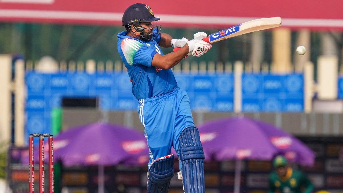 Rohit Sharma makes world record for most sixes in ODIs, surpasses Shahid Afridi in IND vs SA 1st ODI at Ranchi Rohit Sharma makes world record for most sixes in ODIs, surpasses Shahid Afridi in IND vs SA 1st ODI at Ranchi
