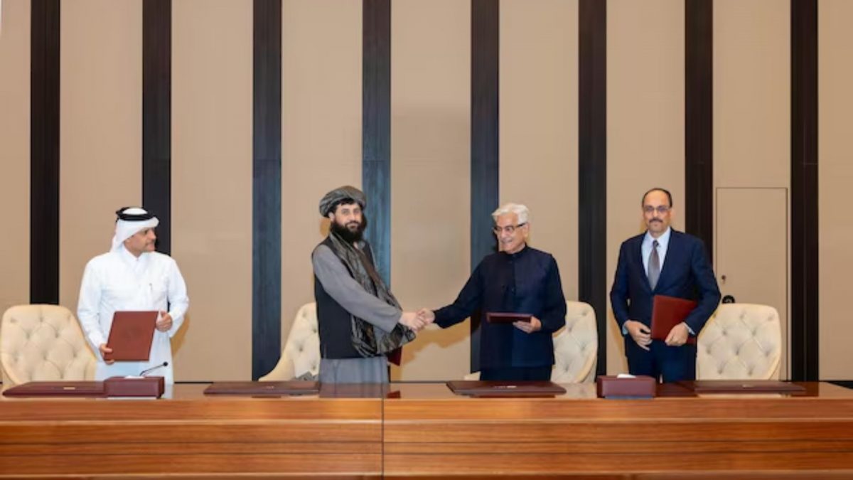 Afghan Defence Minister, Mullah Mohammad Yaqoob Mujahid and Pakistan's Defence Minister, Khawaja Muhammad Asif shake hands, following the signing of a ceasefire agreement, during a negotations meeting mediated by Qatar and Turkey, in Doha, Qatar, October 19, 2025. (Reuters) Afghan Defence Minister, Mullah Mohammad Yaqoob Mujahid and Pakistan's Defence Minister, Khawaja Muhammad Asif shake hands, following the signing of a ceasefire agreement, during a negotations meeting mediated by Qatar and Turkey, in Doha, Qatar, October 19, 2025. (Reuters)