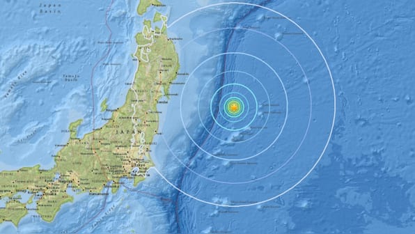 Japan issues tsunami alert after 6.7-magnitude earthquake