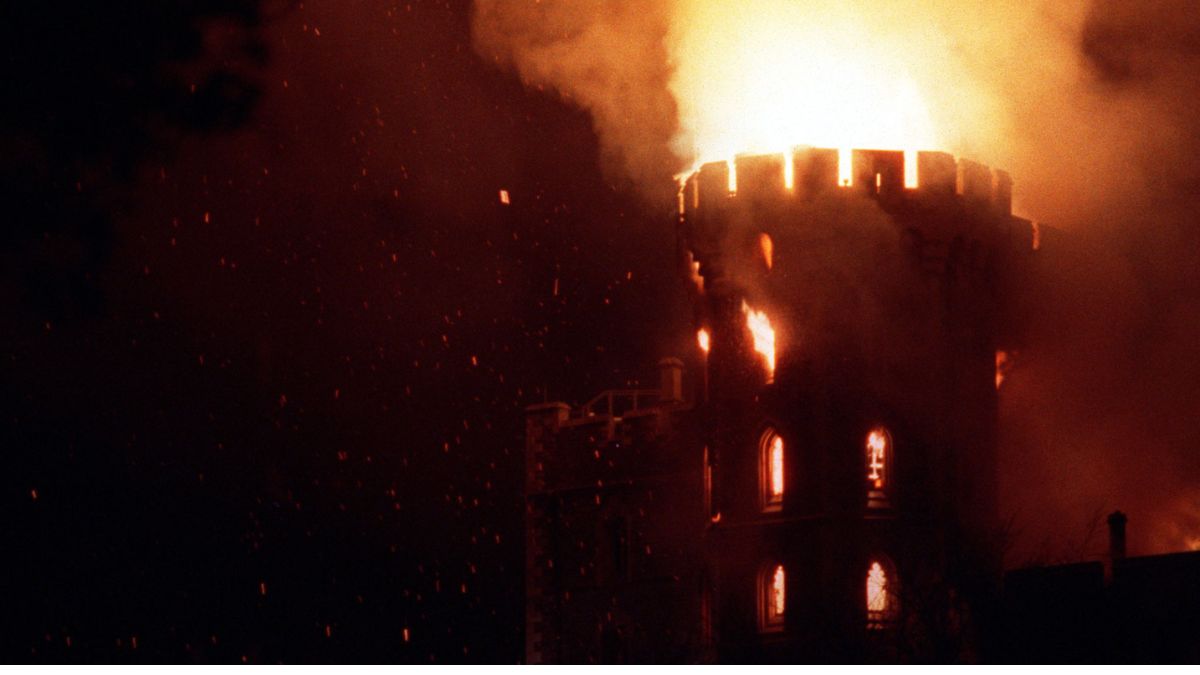 A fire blazes out of control in the Belvedere Tower at Windsor Castle on November 20, 1992. File image/Reuters A fire blazes out of control in the Belvedere Tower at Windsor Castle on November 20, 1992. File image/Reuters