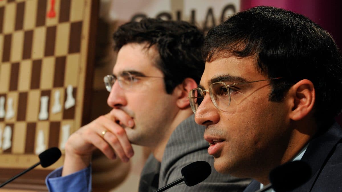 Viswanathan Anand Criticizes Vladimir Kramnik's Behavior After Naroditsky's Death