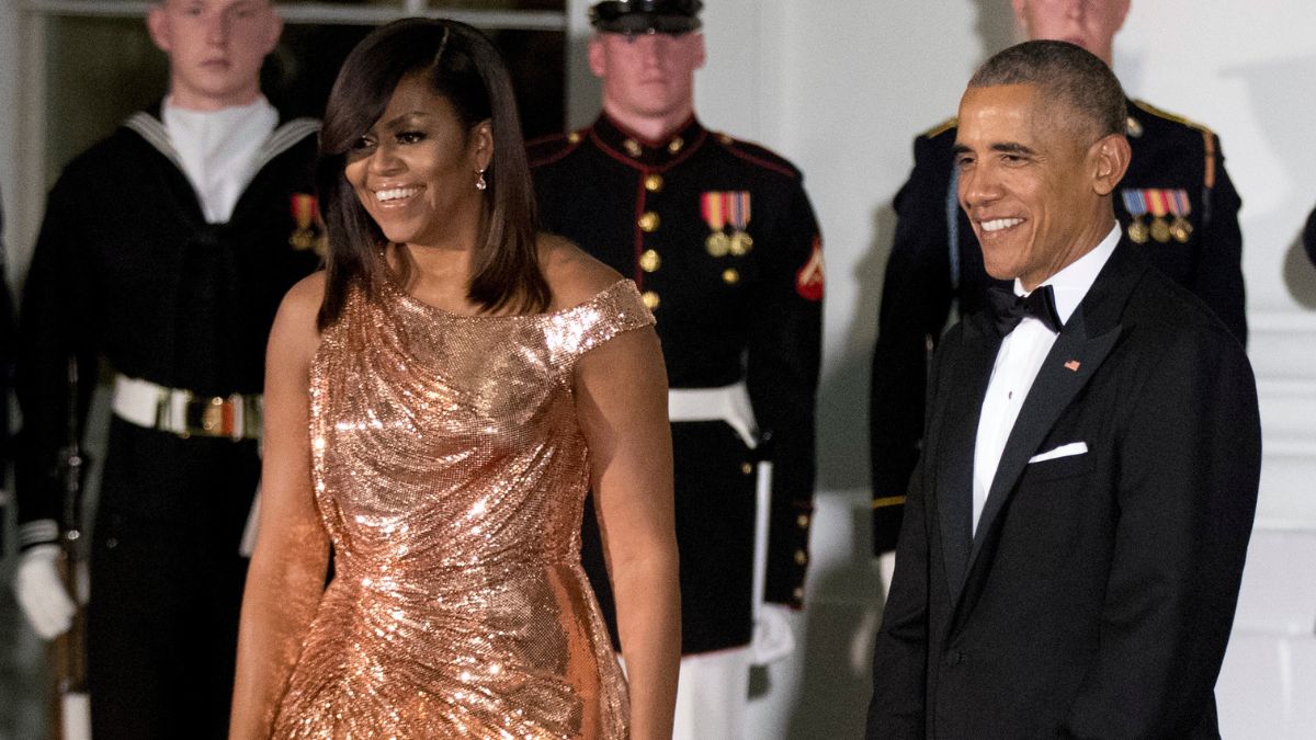 President Barack Obama and first lady Michelle Obama wait at North Portico of the White House to greet Italian Prime Minister Matteo Renzi and his wife Agnese Landini, for a State Dinner, October 18, 2016. AP President Barack Obama and first lady Michelle Obama wait at North Portico of the White House to greet Italian Prime Minister Matteo Renzi and his wife Agnese Landini, for a State Dinner, October 18, 2016. AP