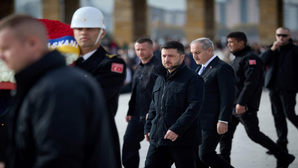 Zelenskyy holds talks with Erdogan as US signals possible peace plan with Russia – Firstpost