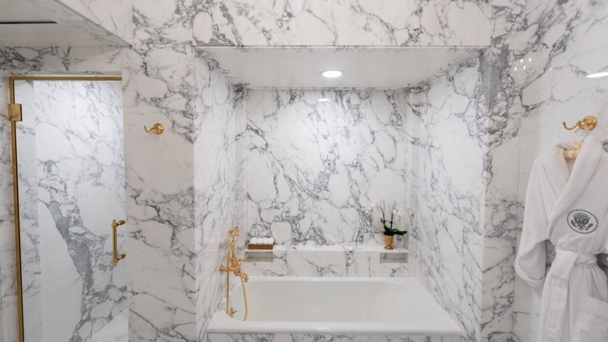 Lincoln bathroom gets marble makeover in latest phase of White House renovation Lincoln bathroom gets marble makeover in latest phase of White House renovation