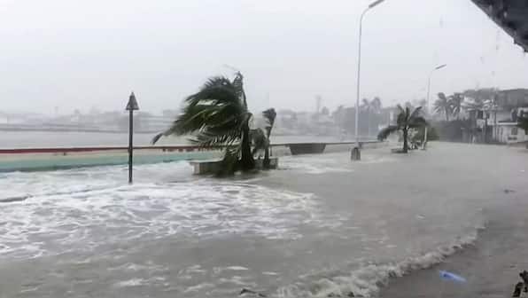Typhoon Fung-wong barrels towards Philippines, Catanduanes braces for landfall