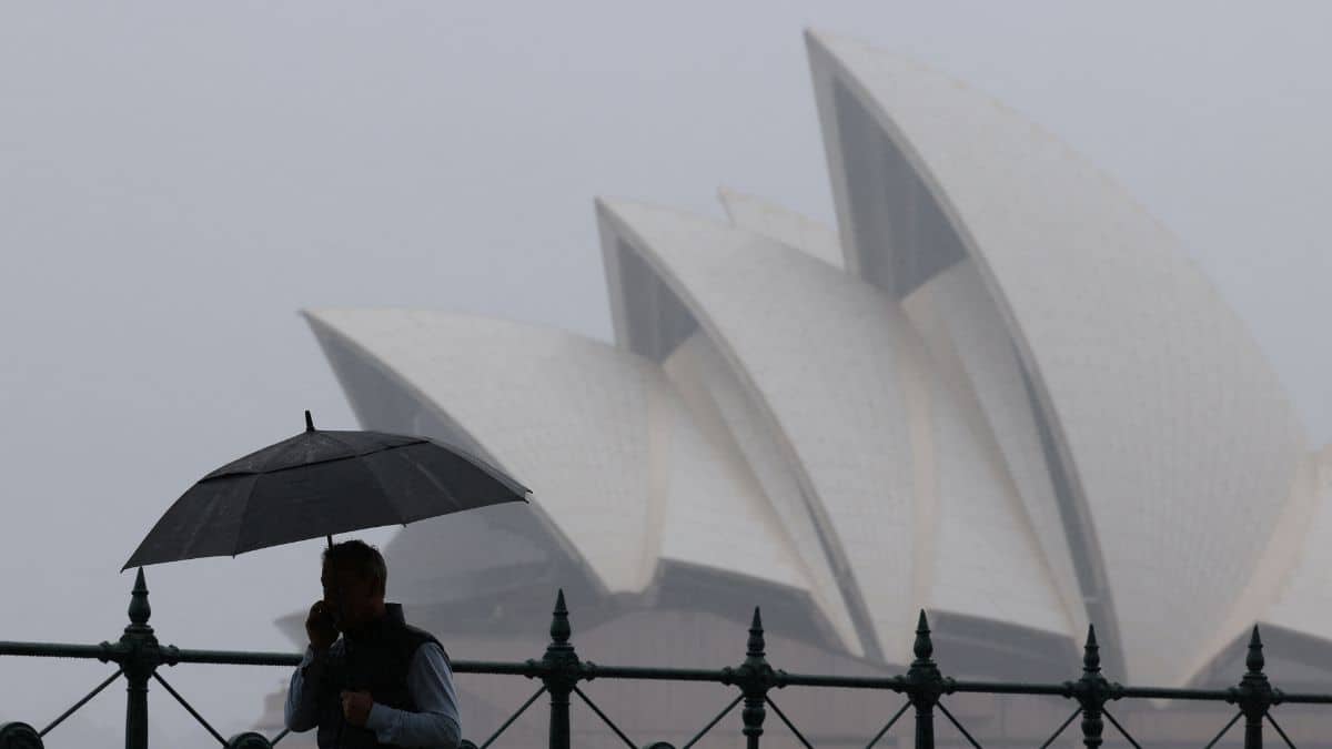 Cyclone Fina knocks out power for thousands in Australia’s Northern Territory as destructive winds hit Darwin