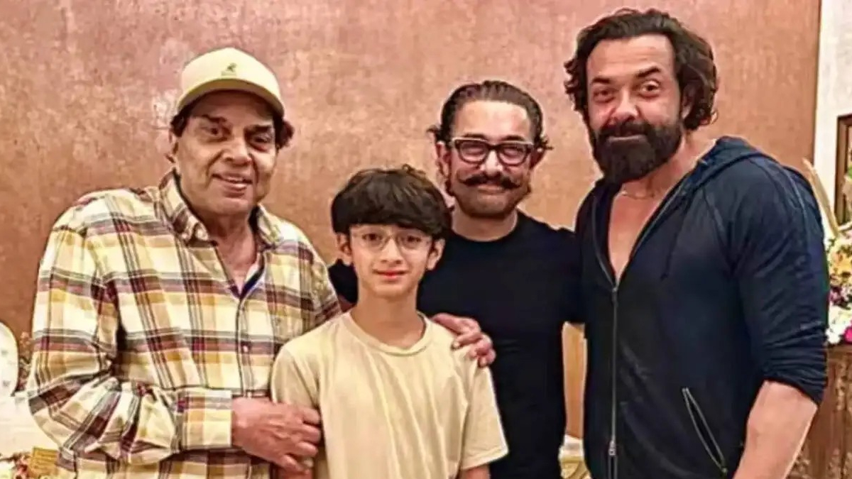 Firstpost At IFFI 2025 | Aamir Khan calls Dharmendra a 'gentle giant,' reveals why he couldn't make it for actor's prayer meet Firstpost At IFFI 2025 | Aamir Khan calls Dharmendra a 'gentle giant,' reveals why he couldn't make it for actor's prayer meet