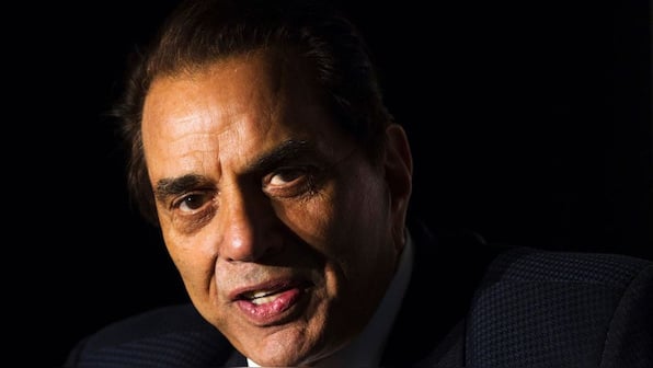 'That on-screen bond became stronger off-screen when I met him': Kohli, Tendulkar & others pay tribute to Dharmendra