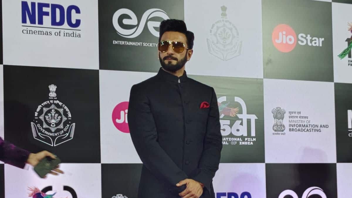 Firstpost At IFFI Goa | Ranveer Singh promotes 'Dhurandhar' at the closing ceremony of the 56th International Film Festival of India