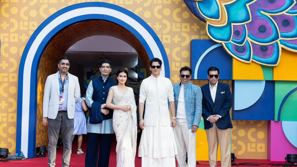Manish Malhotra's 'Gustaakh Ishq' leaves audiences moved during its World Premiere at the 56th International Film Festival of India (IFFI)