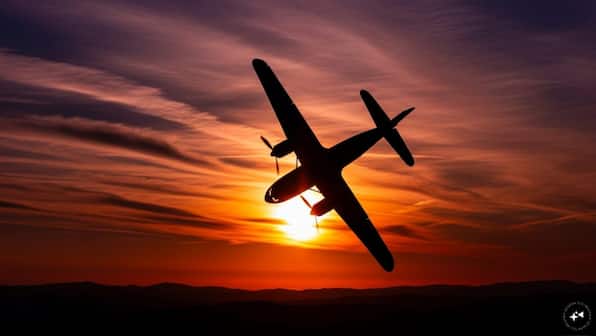 Pilot killed after two light planes collide during formation flight near Sydney