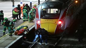 2 arrested after multiple people stabbed on train in Cambridge, UK PM Starmer reacts