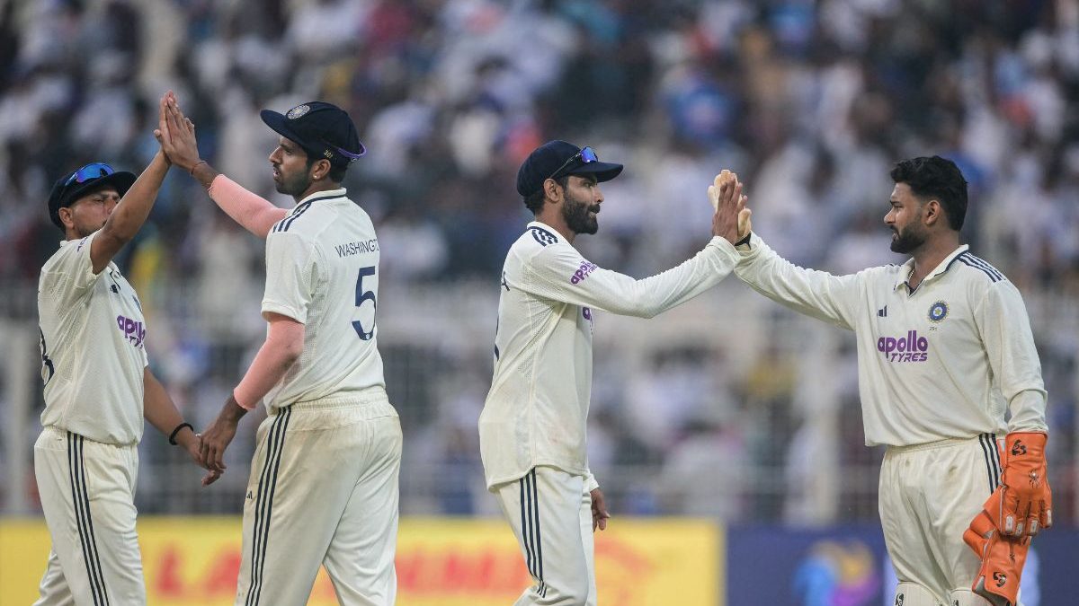 India vs South Africa Live Score 1st Test Day 3: Bumrah finally breaks Bavuma-Bosch stand India vs South Africa Live Score 1st Test Day 3: Bumrah finally breaks Bavuma-Bosch stand