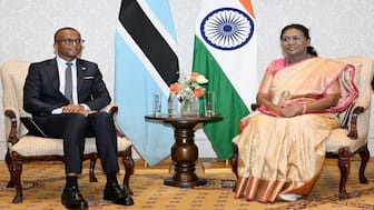 Vice President Ndaba Nkosinathi Gaolathe of Botswana (left) seated alongside President Droupadi Murmu in Gaborone, Botswana, on November 13, 2025. Image: X/@rashtrapatibhvn